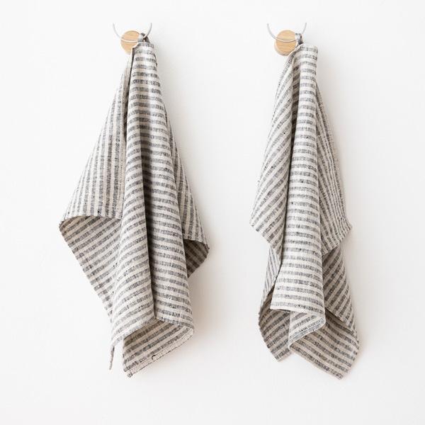 linenme Set of 2 Black Natural Linen Hand Towels Brittany