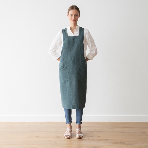 Linenme Stone Washed Linen Back Cross Apron Balsam Green