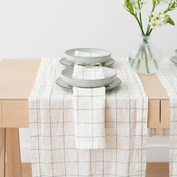 Linenme Washed Linen Runner White Arctic Window Pane