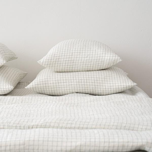 Linenme White Arctic Check Washed Bed Linen Bed Set
