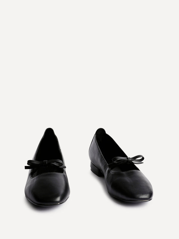 Linzi Black Faux Leather Ballet Pump With Bow Detail