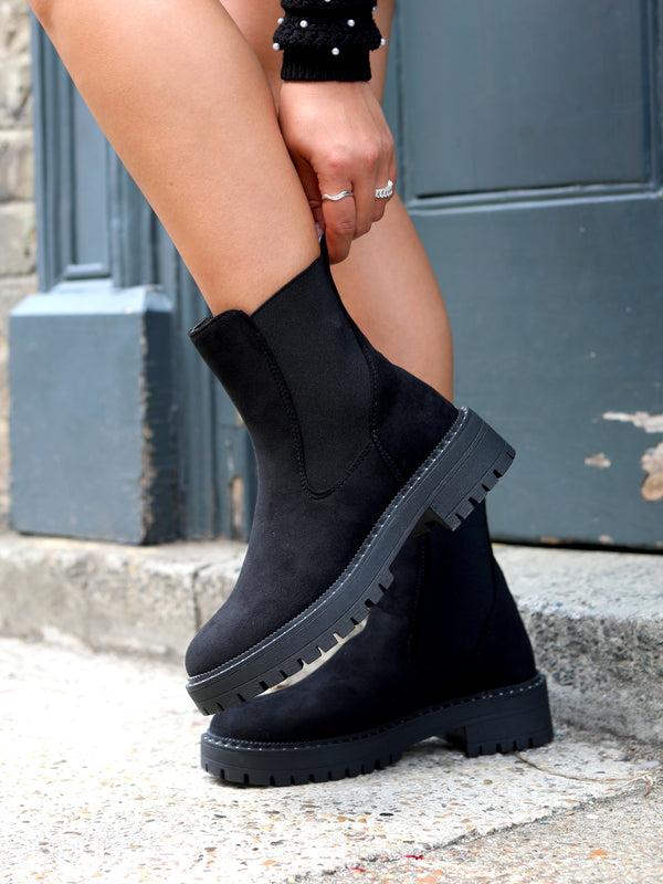 linzi Black Faux Suede Silver Stud Detail Sole Chelsea Boot