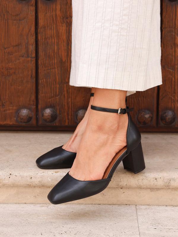 linzi Black Faux Leather Square Toe Court Heel