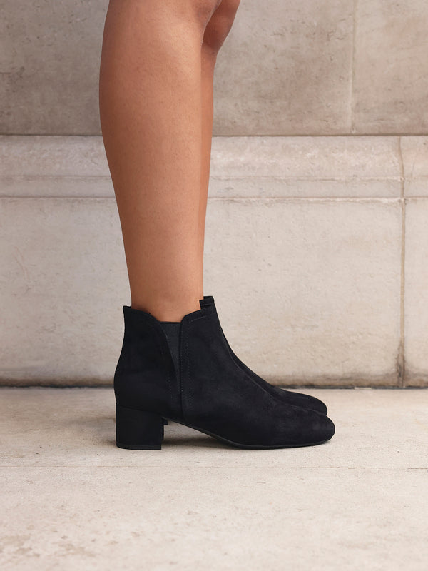 linzi Black Faux Suede Block Heeled Ankle Boot