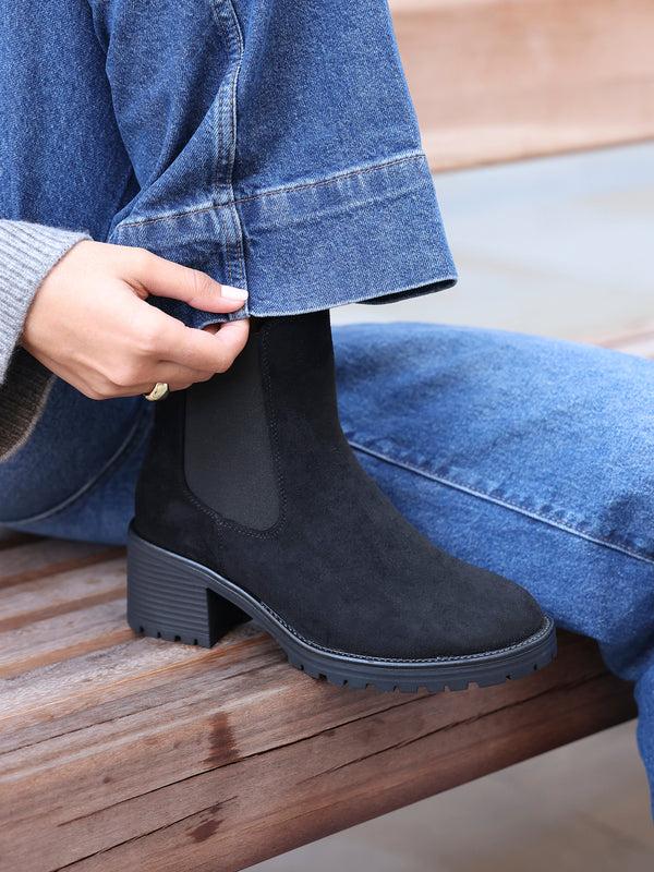 linzi Black Faux Suede Chelsea Boot