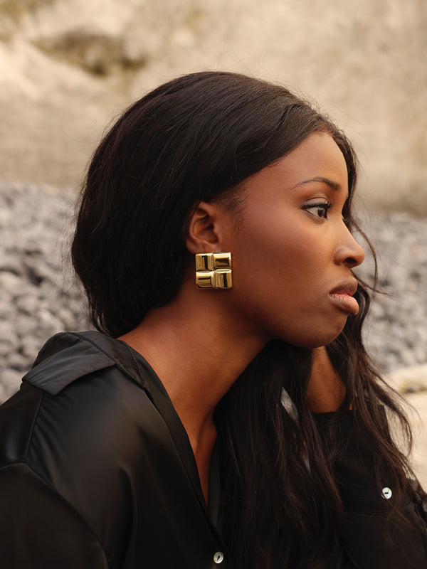 linzi Gold Square Stud Earrings