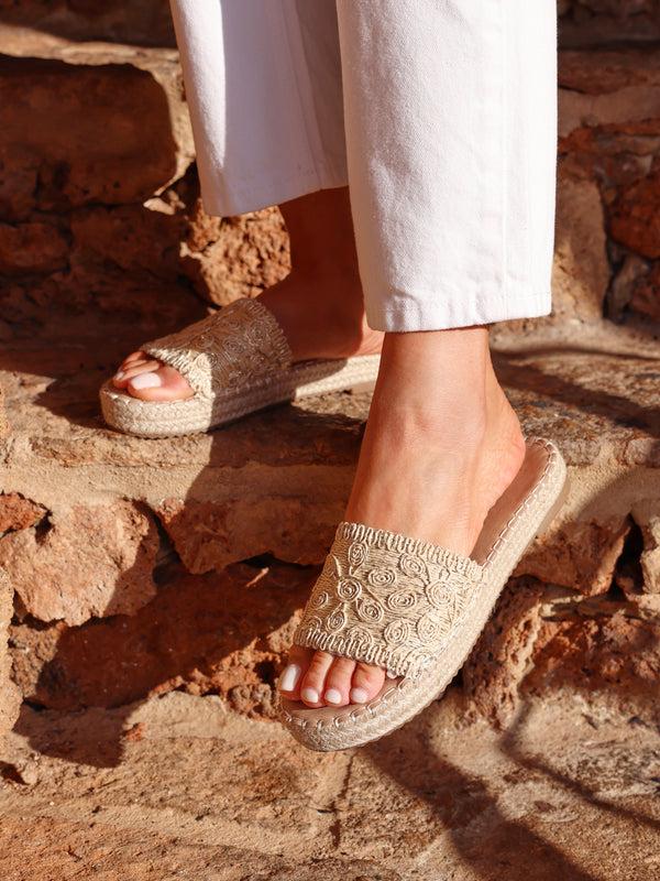 linzi Gold Woven Flat Slider Sandal