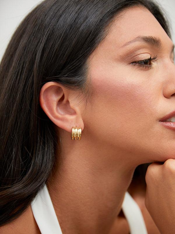 linzi Small Gold Ridge Hoop Earrings