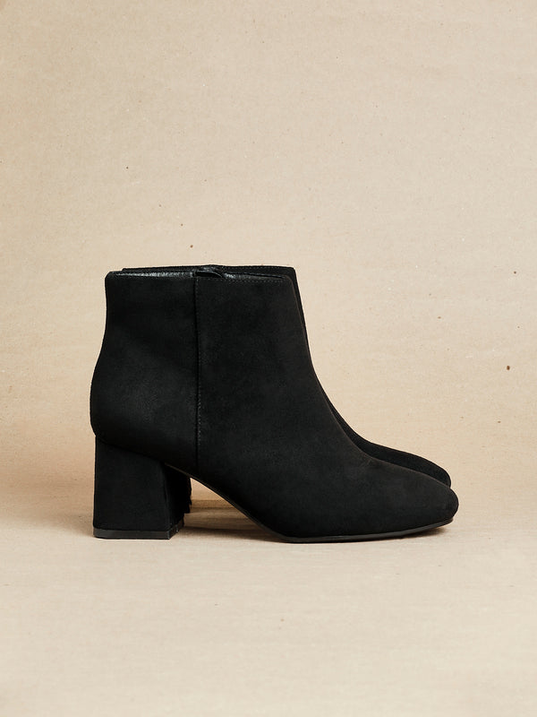 linzi Wide Fit Black Suede Block Heeled Ankle Boot