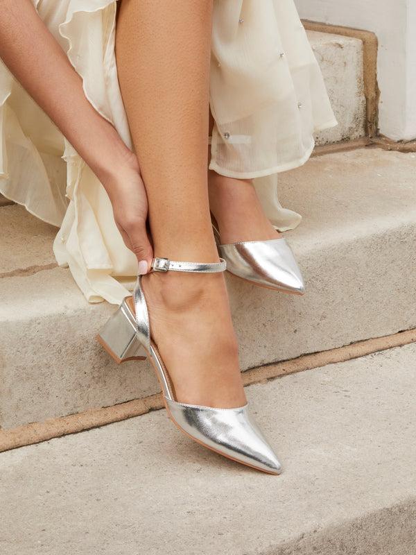 linzi Wide Fit Silver Faux Leather Court Heel