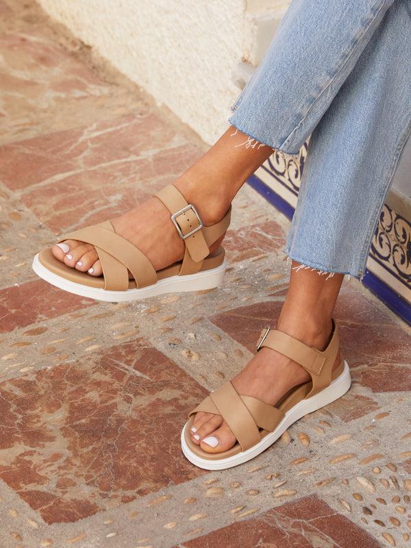 linzi Mocha Faux Leather Footbed Flatform Sandals With Crossover Front Strap