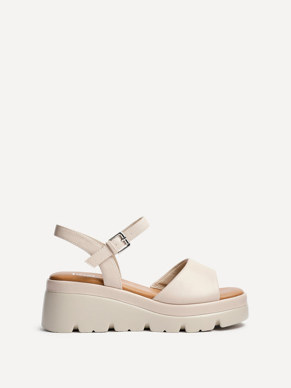 Linzi Nude Faux Leather Platform Cleated Sole Flatform Sandal