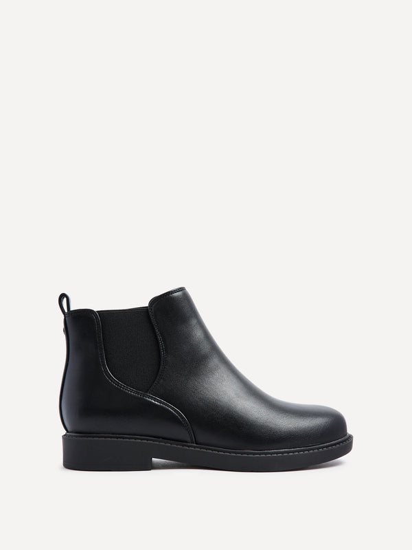 linzi Wide Fit Black Faux Leather Classic Chelsea Boot