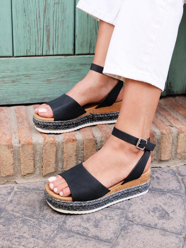 linzi Wide Fit Black Faux Leather Espadrille Flatform With Plaited Sole