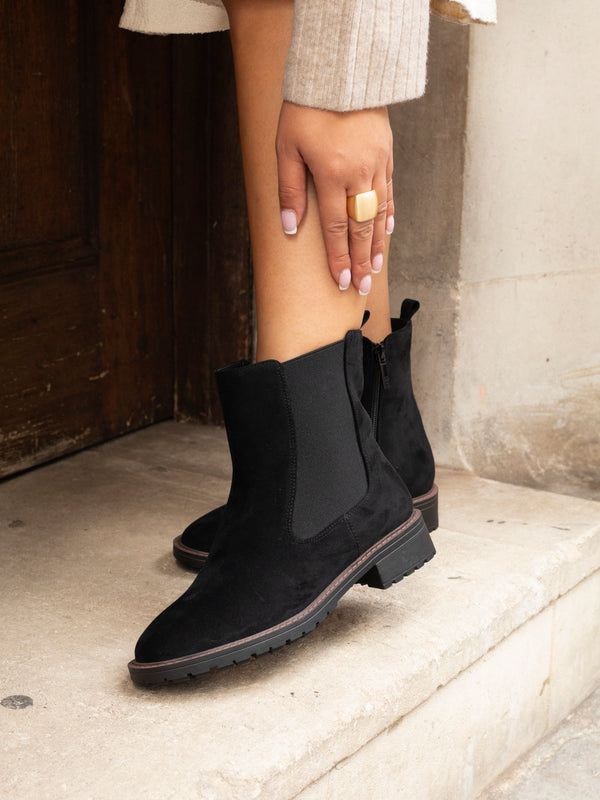 linzi Wide Fit Black Faux Suede Classic Chelsea Boot