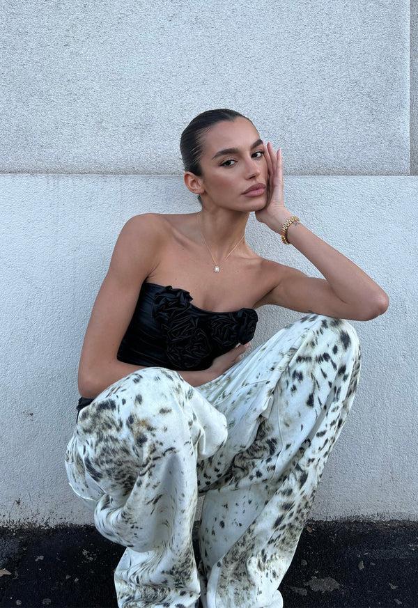 Lioness HORSESHOE JEAN SNOW LEOPARD