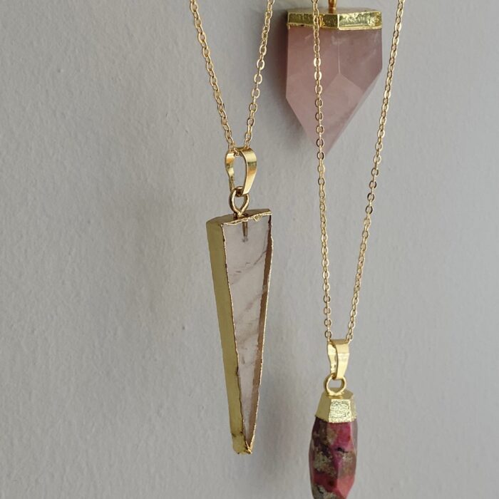 Liou 14 Nights: Pink Rhodonite Necklace