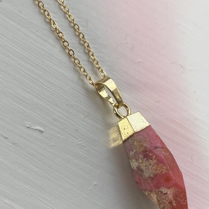 Liou 14 Nights: Pink Rhodonite Necklace