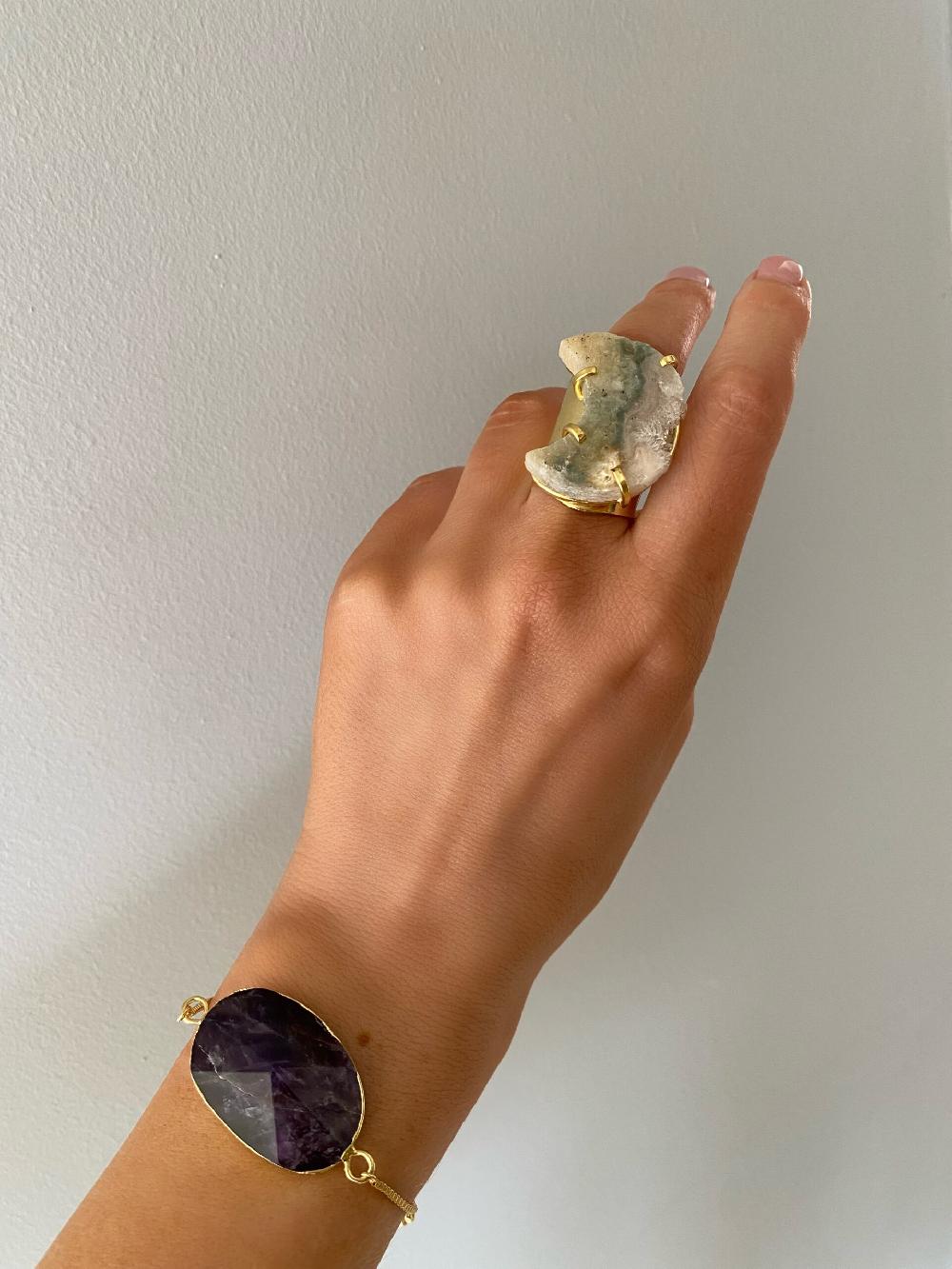 Liou Amethyst Moon Slice Ring