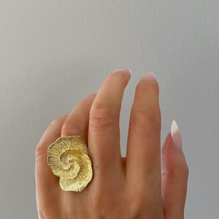 Liou Bloom Ring