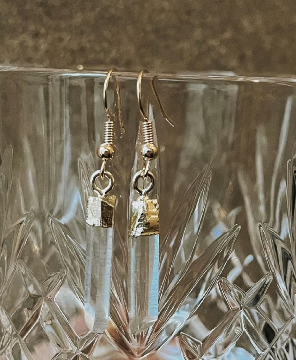 Liou Crystal Drop Earrinhgs