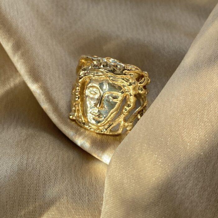 liou Medusa Gold Ring