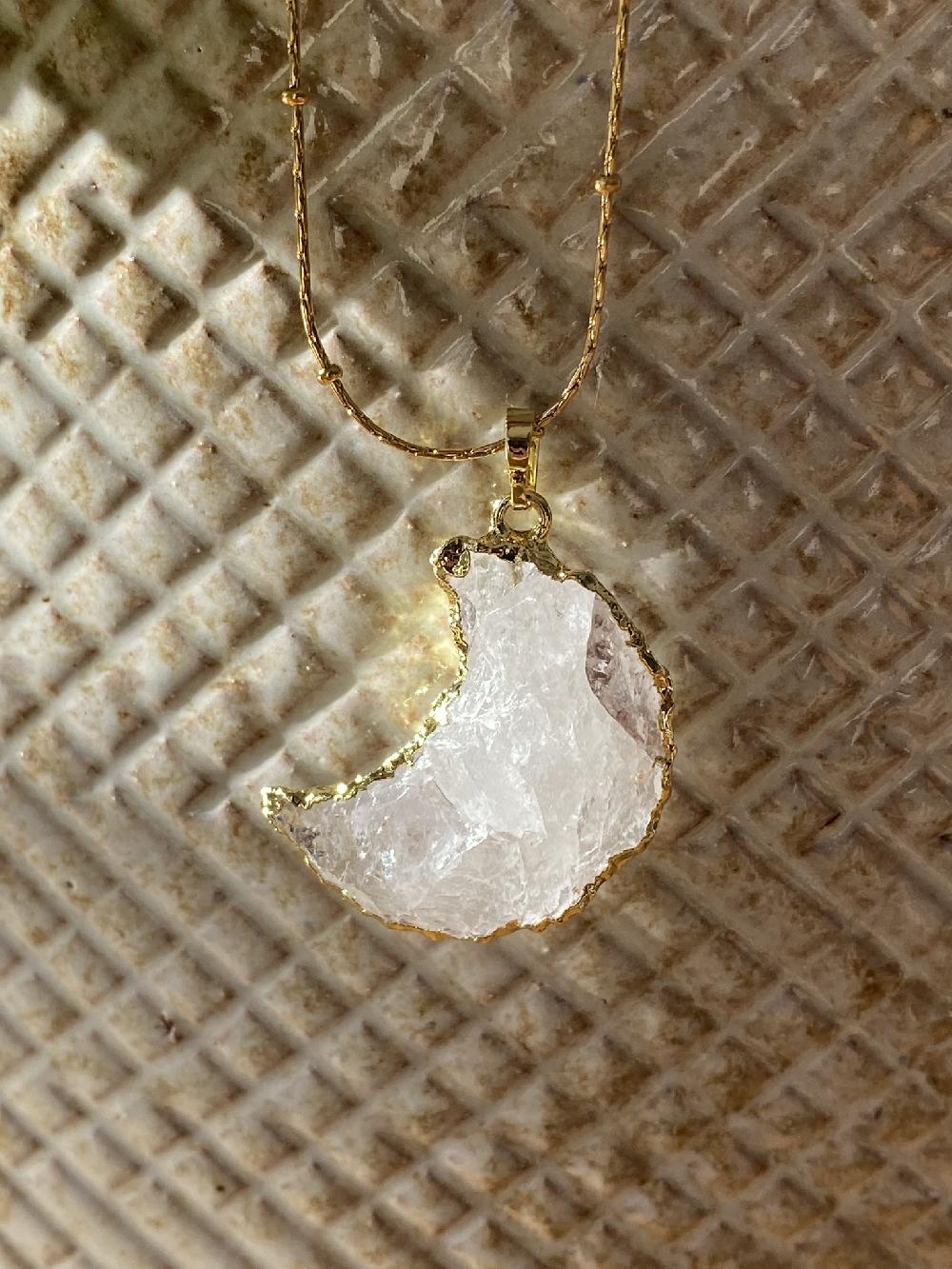 Liou Quartz Moon Necklace