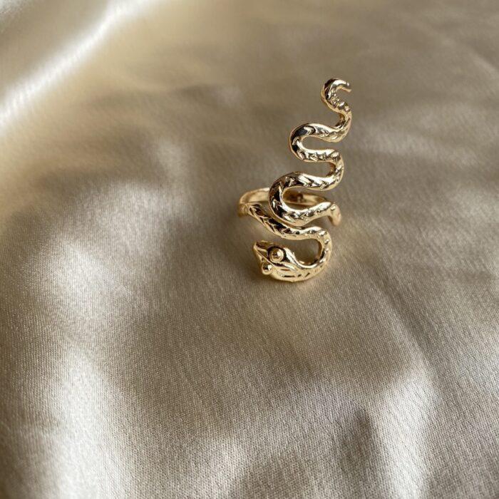 Liou Selen Snake Ring