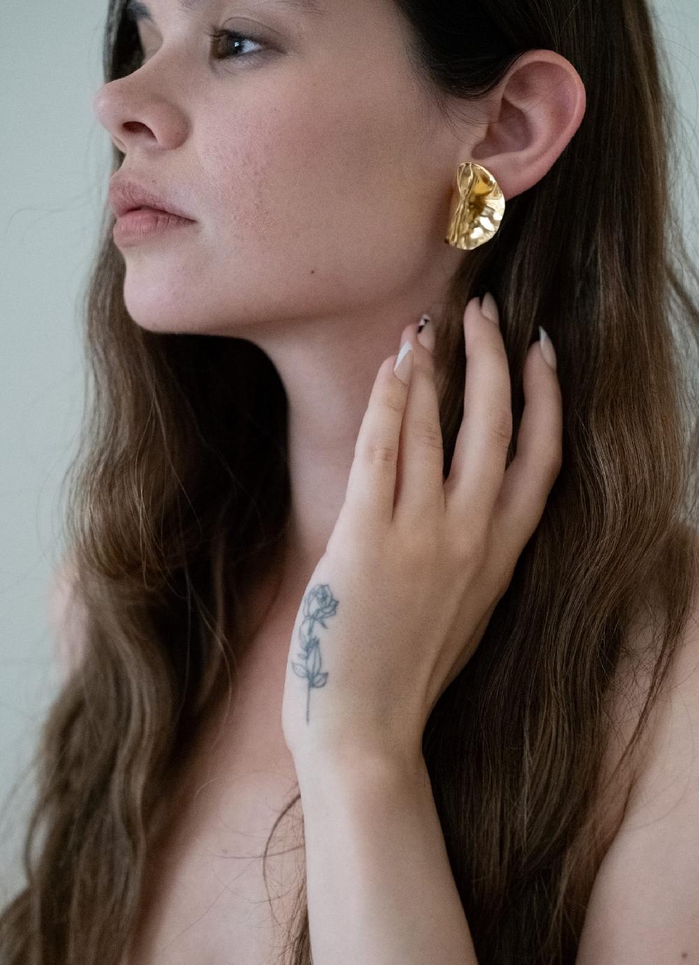 liou Somma Foil Earrings