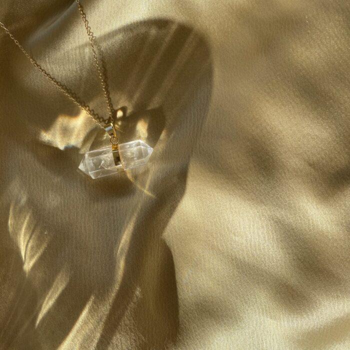 Liou Taey Gold T Bar Necklace