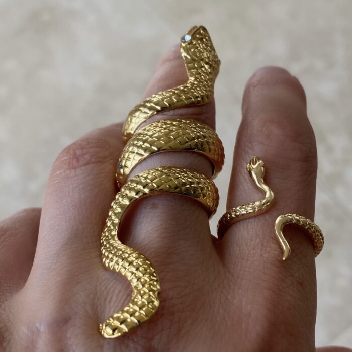 Liou Veana Snake Ring