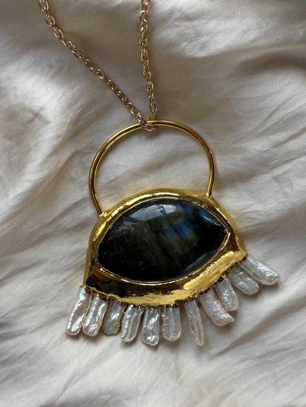 Liou Velariis Labradorite Necklace