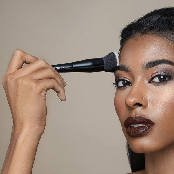 Lip COMPLEXION BRUSH