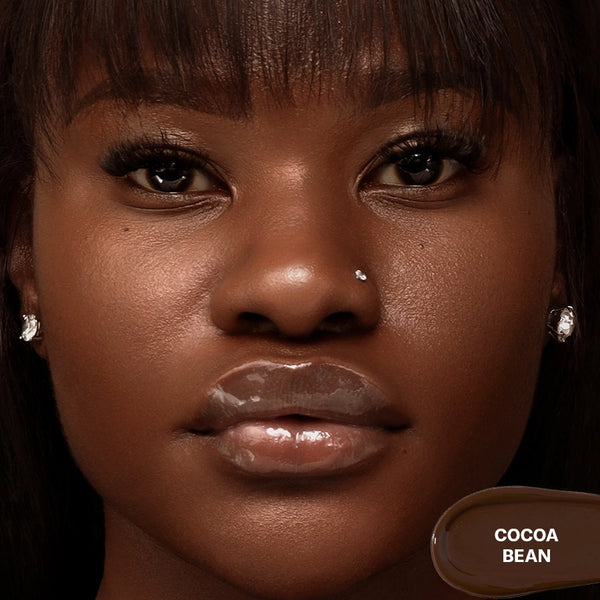 Lip JUST A TINT 3-IN-1 TINTED SKIN MOISTURIZER