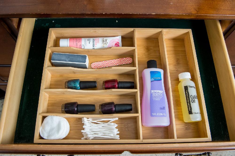 Lipper International Bamboo Utensil Holder 7 Compartments