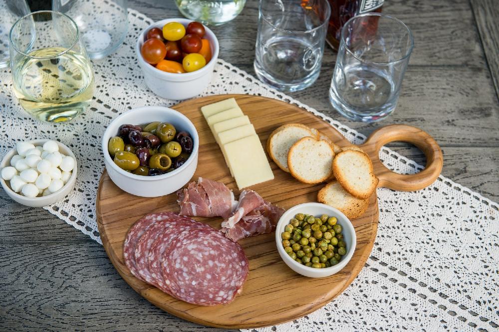 Lipper International Teak Round Paddle Board