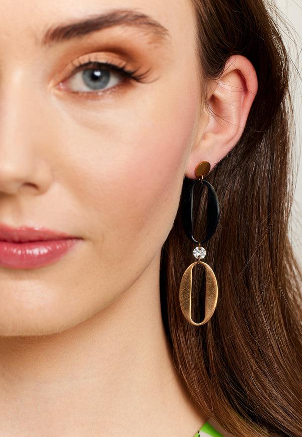 Liquorish Liquorish Chain Link Drop Earrings In Black & Gold With Diamanté Details