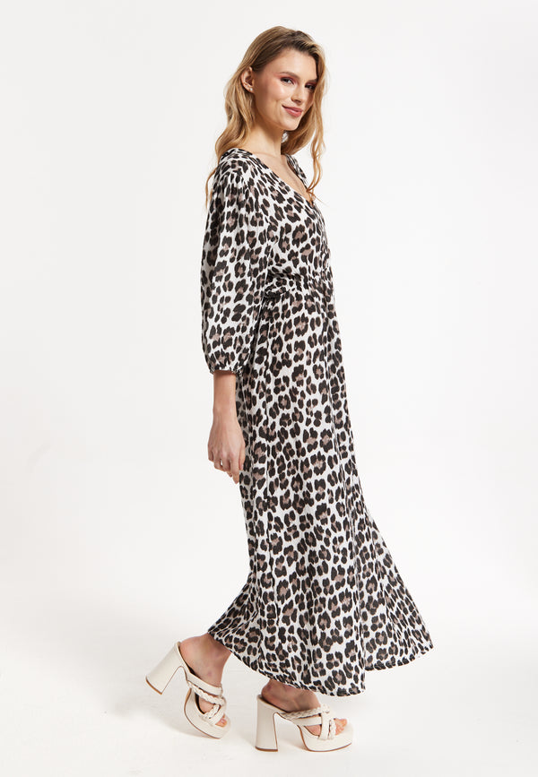 Liquorish Leopard Print V-Neck Maxi Dress