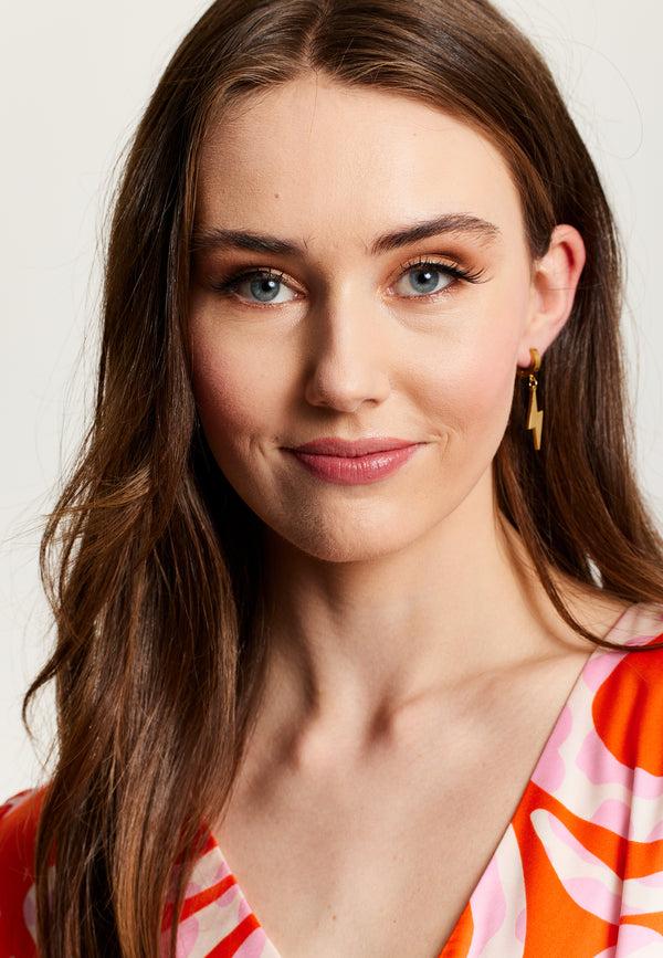 Liquorish Liquorish Lightning Flash Earring In Gold