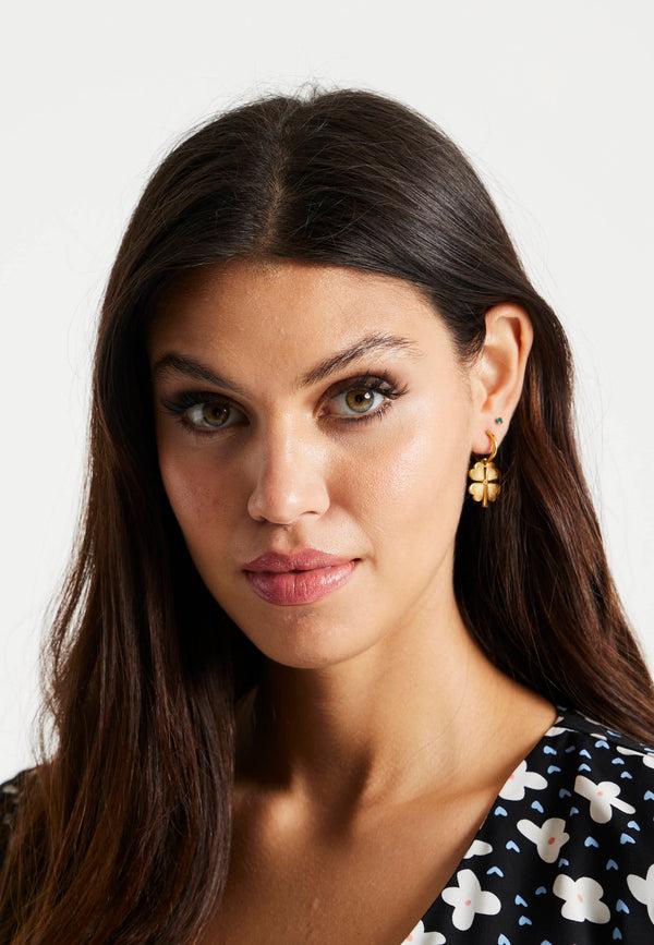 Liquorish Liquorish Lucky Clover Earrings In Gold