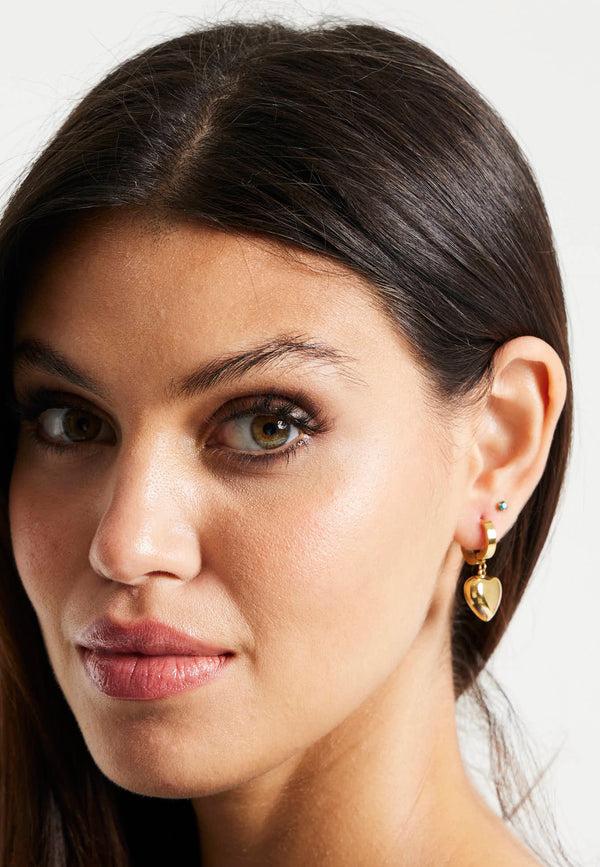 Liquorish Liquorish Mini Heart Hoop Earrings In Gold