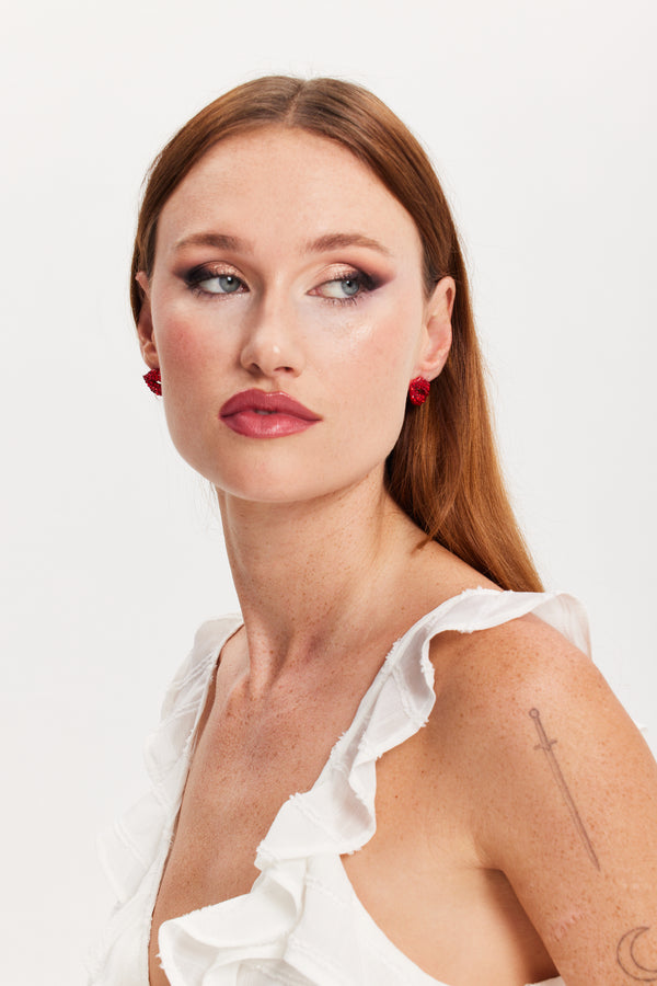 Liquorish Liquorish Pair Of Lips Stud Earrings With Rhinestone Embellishment In Red