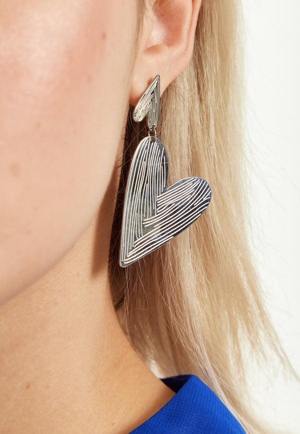 Liquorish Silver Textured Double Heart Earrings