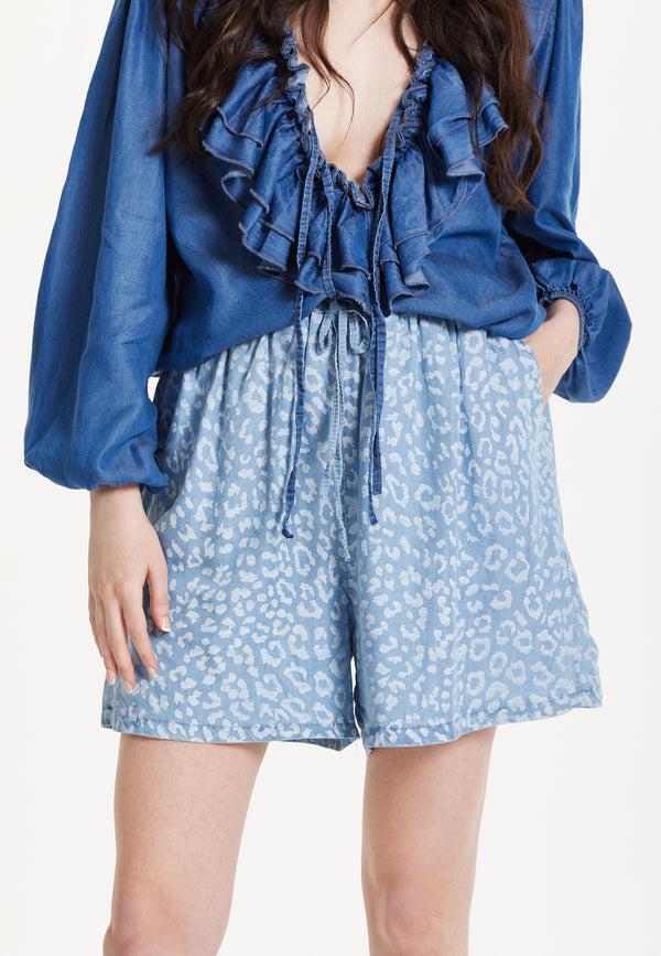 Liquorish Skyline Animal Jacquard Shorts