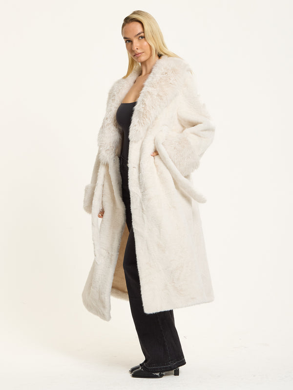 Liquorish White Longline Faux Fur Coat