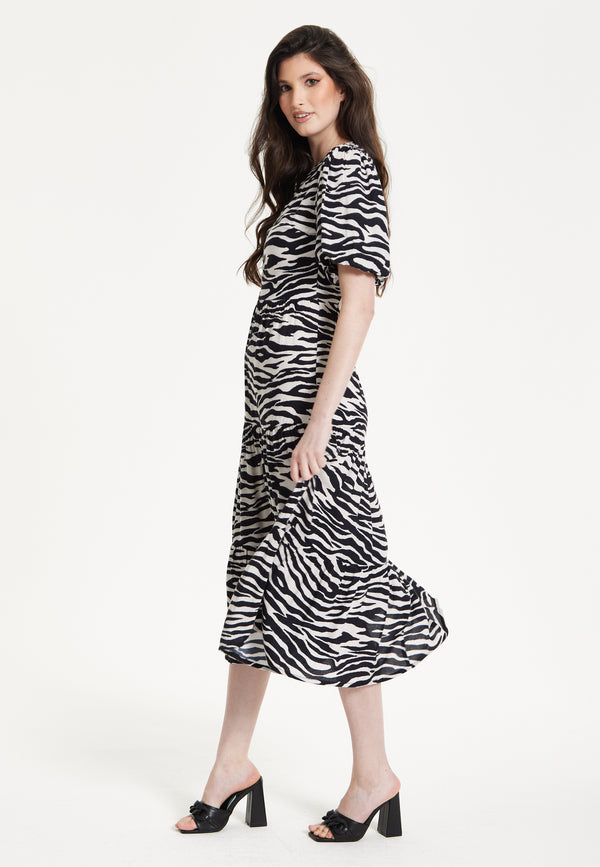 Liquorish Liquorish Zebra Print Short Sleeve Midi Dress