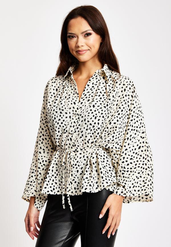 Liquorish Women's Animal Print Shirt with Long Sleeves Button-Up Front Tie Waist Shirt Collar Regular Fit