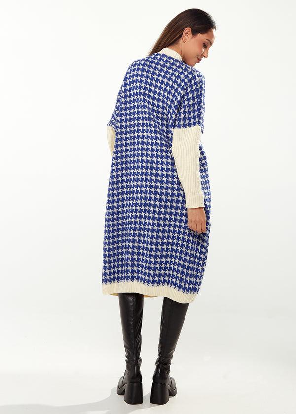 Liquorish Women's Cardigan In Blue & Cream With Full-Length Sleeves Houndstooth Pattern Oversized Fit - Liquorish