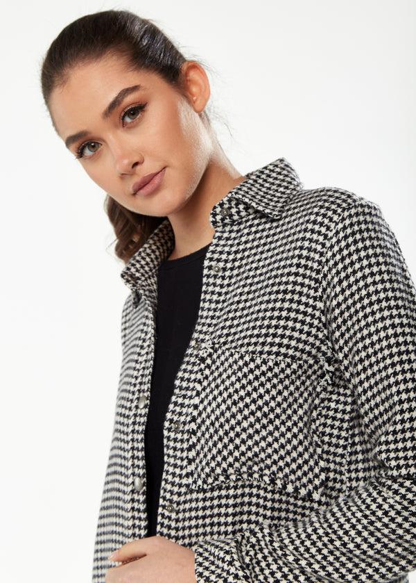 Liquorish Women's Checked Shirt In Black & White - Long Sleeve Classic Collar Chest Pocket Regular Fit Raw Hem