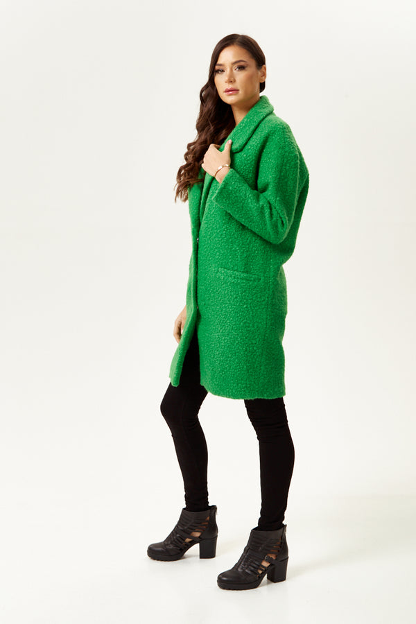 Liquorish Women's Coat In Fluffy Green Bouclè - Extra Loose Fit With Notch Lapels And Side Pockets - Liquorish